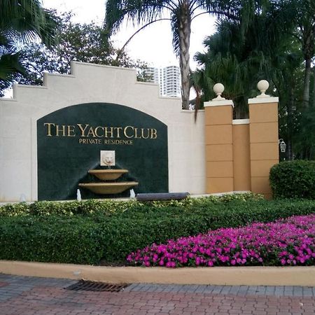 Yacht Club Aventura 2Br + 2Ba Apartment Miami Bagian luar foto
