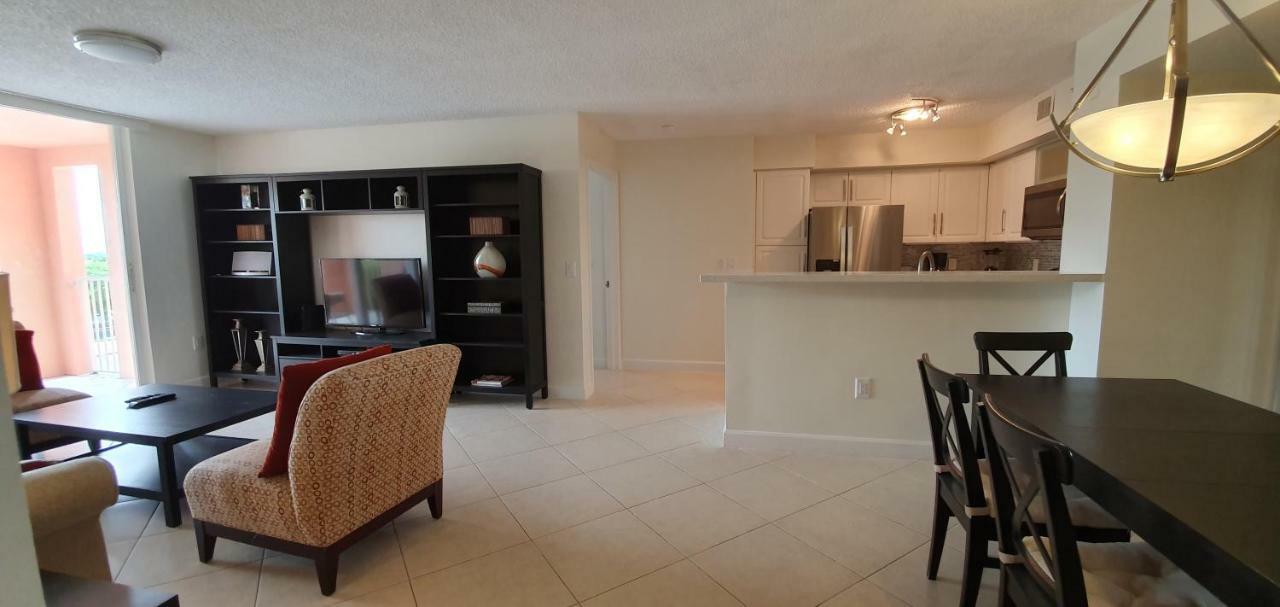 Yacht Club Aventura 2Br + 2Ba Apartment Miami Bagian luar foto