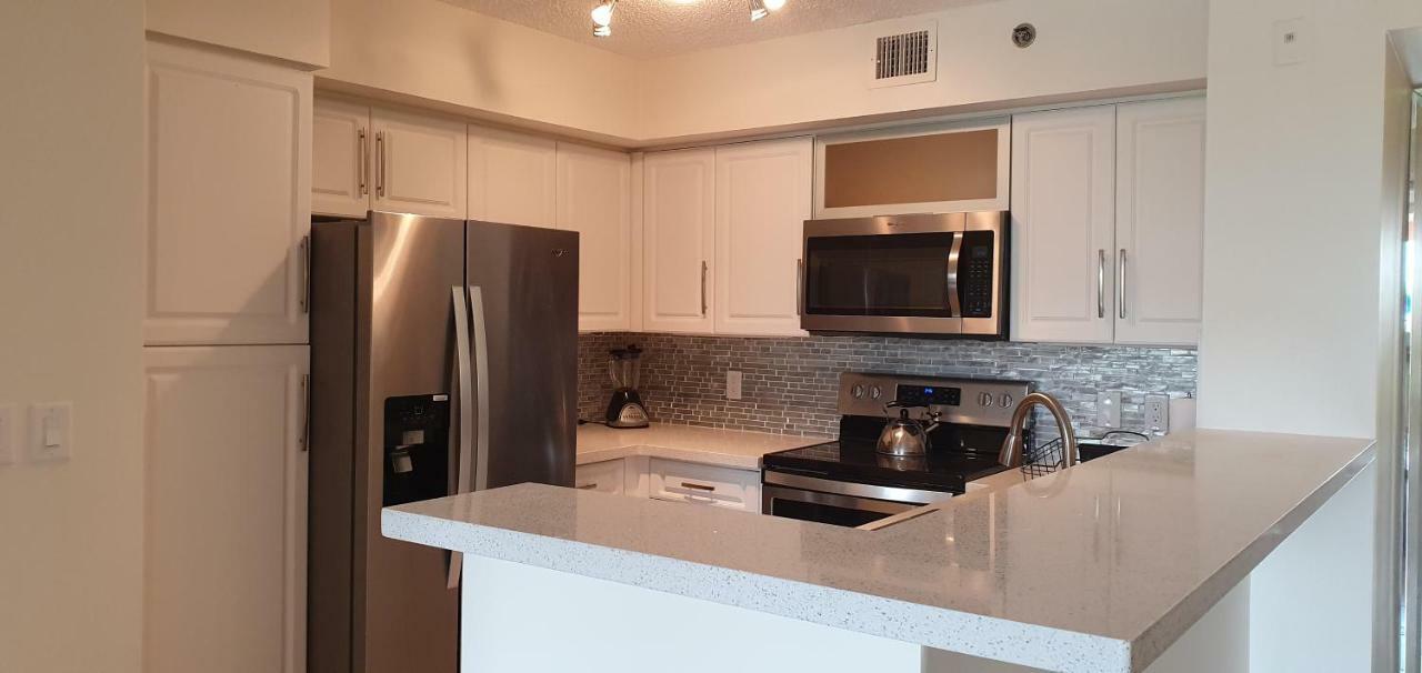 Yacht Club Aventura 2Br + 2Ba Apartment Miami Bagian luar foto