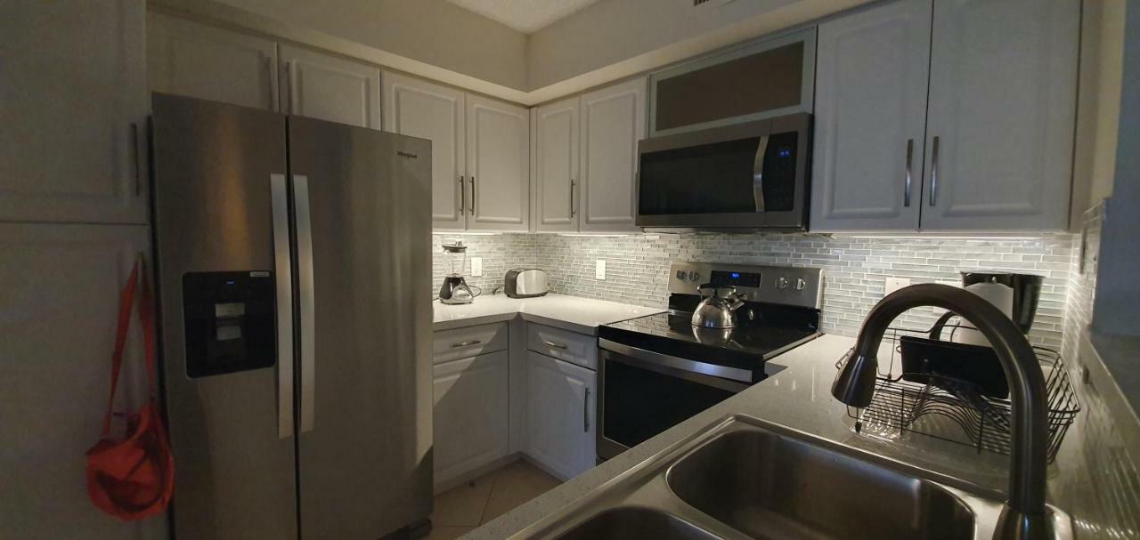 Yacht Club Aventura 2Br + 2Ba Apartment Miami Bagian luar foto